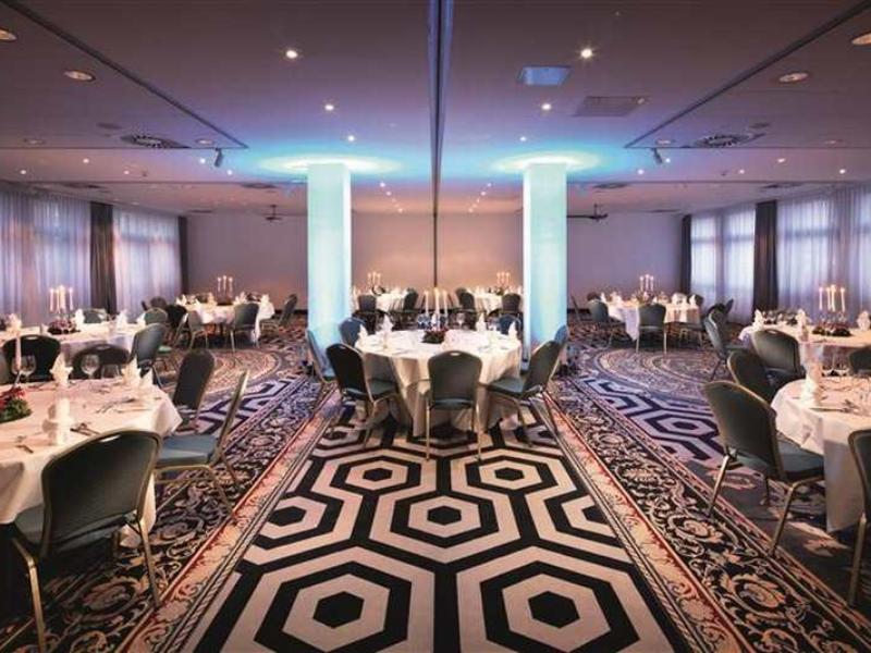Courtyard By Marriott Berlin Teltow Ξενοδοχείο Εξωτερικό φωτογραφία