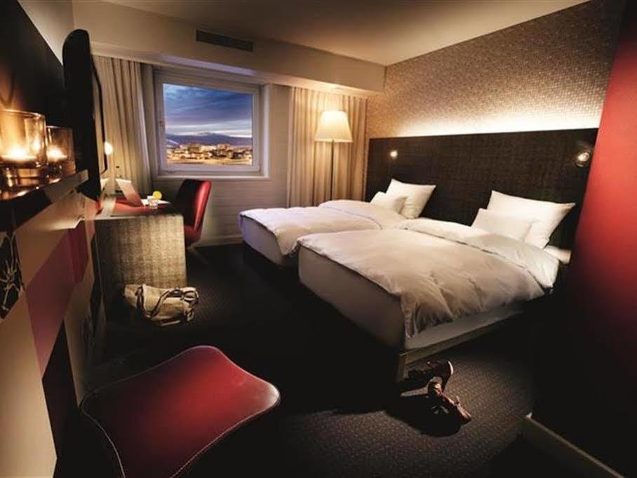 Courtyard By Marriott Berlin Teltow Ξενοδοχείο Εξωτερικό φωτογραφία