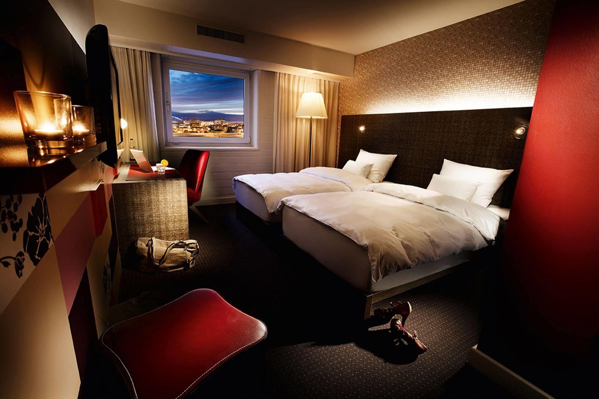 Courtyard By Marriott Berlin Teltow Ξενοδοχείο Δωμάτιο φωτογραφία